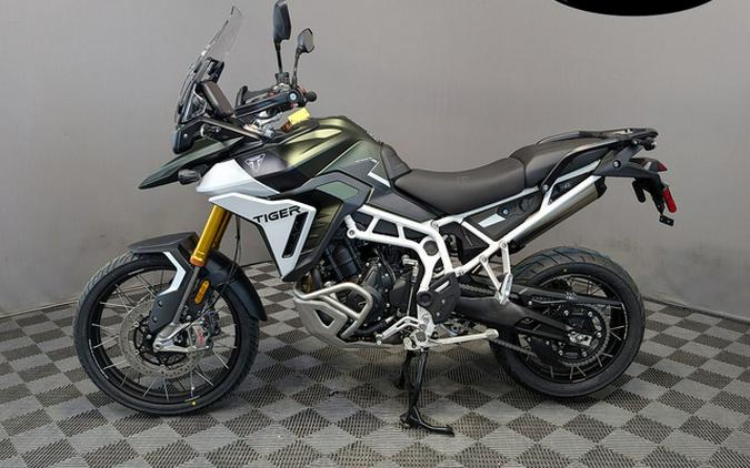 2024 Triumph Tiger 900 Rally Pro Matt Khaki Green / Matt Phanto Rally Pro