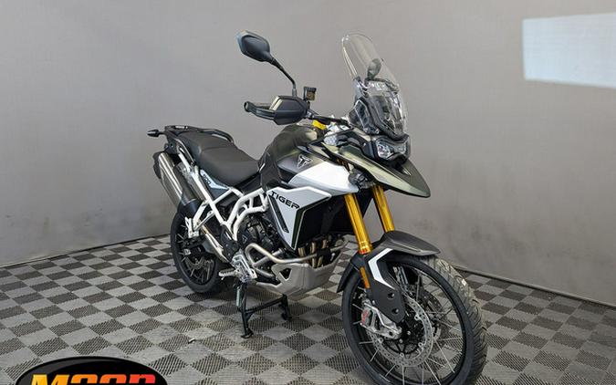 2024 Triumph Tiger 900 Rally Pro Matt Khaki Green / Matt Phanto Rally Pro