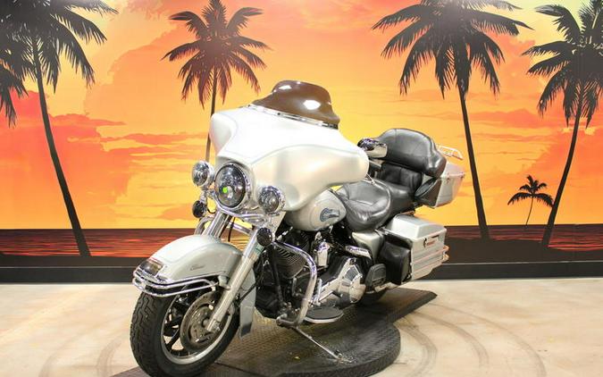 2006 Harley-Davidson® FLHTCI - Electra Glide® Classic