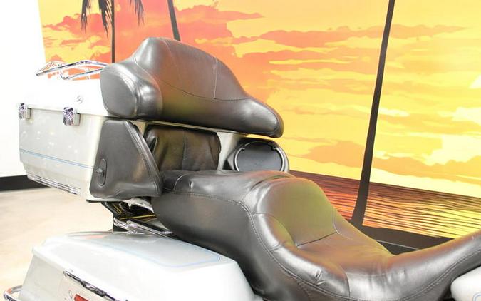 2006 Harley-Davidson® FLHTCI - Electra Glide® Classic