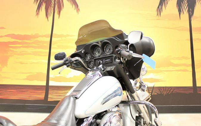 2006 Harley-Davidson® FLHTCI - Electra Glide® Classic