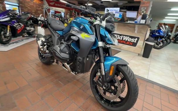 2026 BMW R 1300 R DEMO