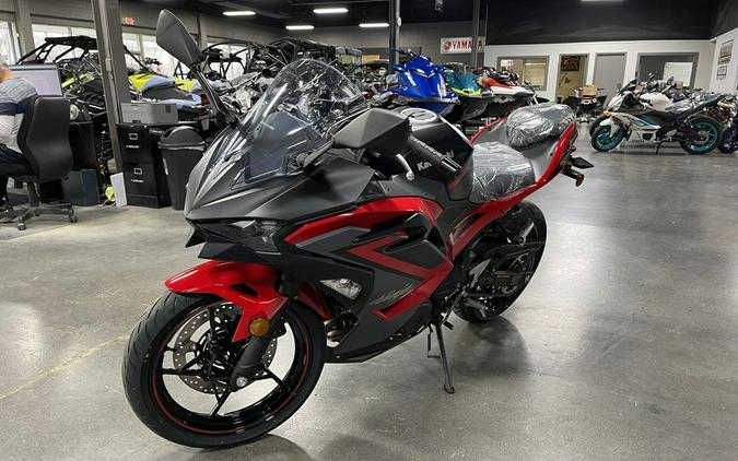 2024 Kawasaki Ninja® 500 ABS Passion Red/Metallic Flat Spark Black