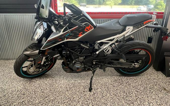 2022 KTM 390 DUKE