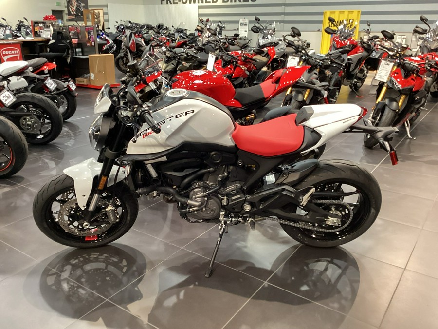 2024 Ducati Monster Plus