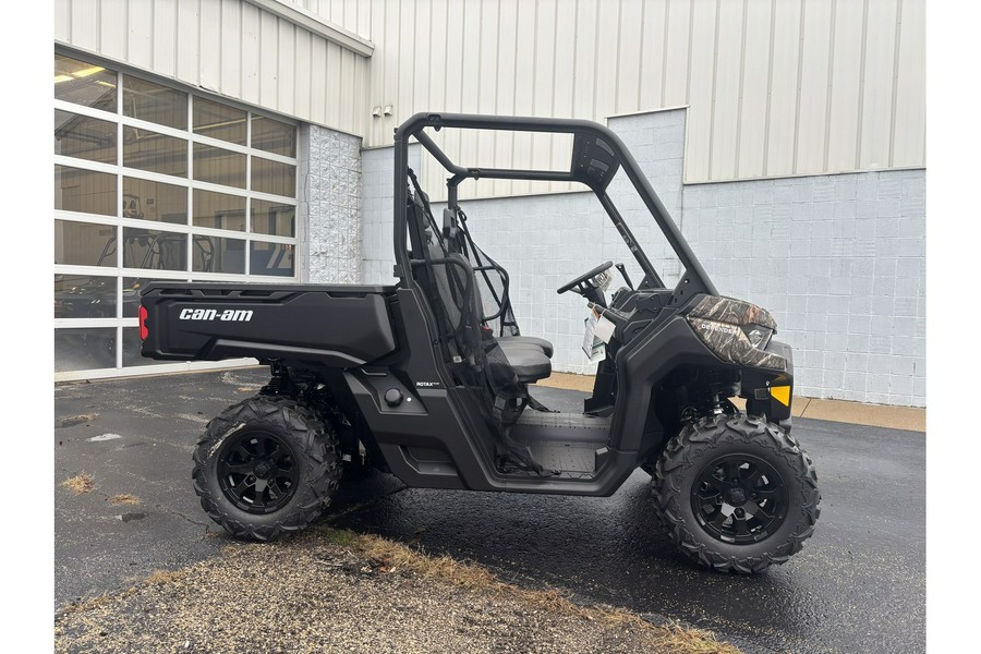 2026 Can-Am DEFENDER DPS HD7
