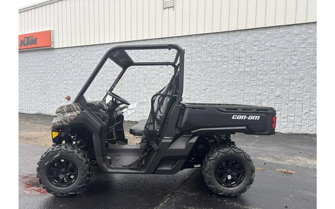 2026 Can-Am DEFENDER DPS HD7