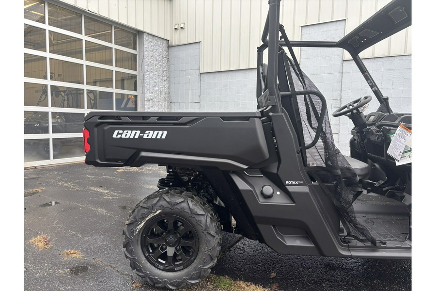 2026 Can-Am DEFENDER DPS HD7