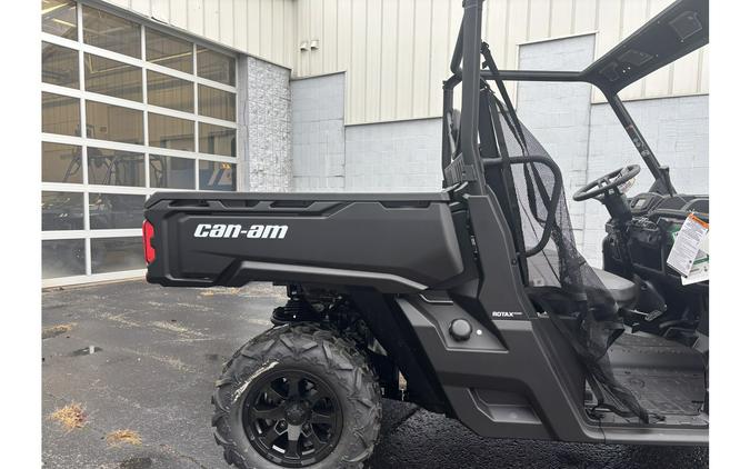 2026 Can-Am DEFENDER DPS HD7