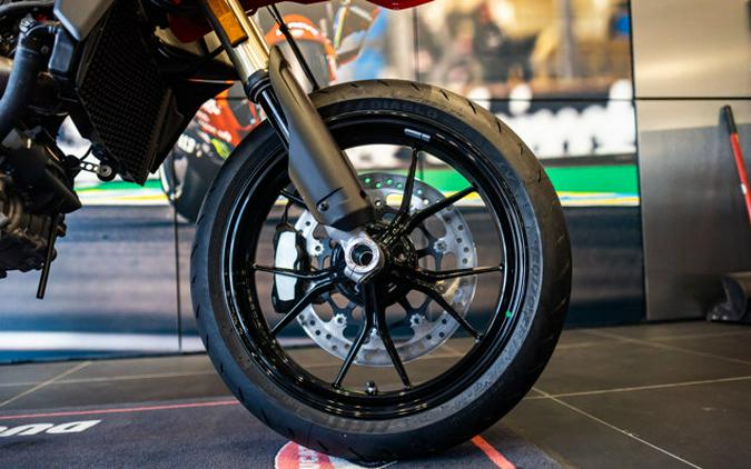 2025 Ducati HYPERMOTARD 698