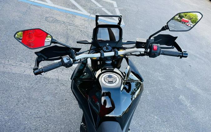 2025 Suzuki V-Strom 800DE