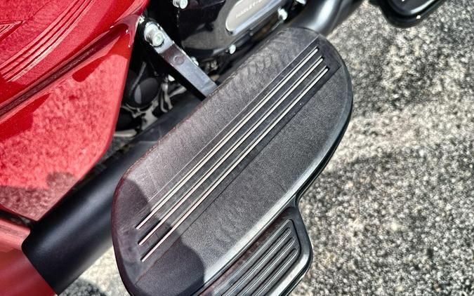 2026 Harley-Davidson® Street Glide 3 Limited Brilliant Red Black Trim