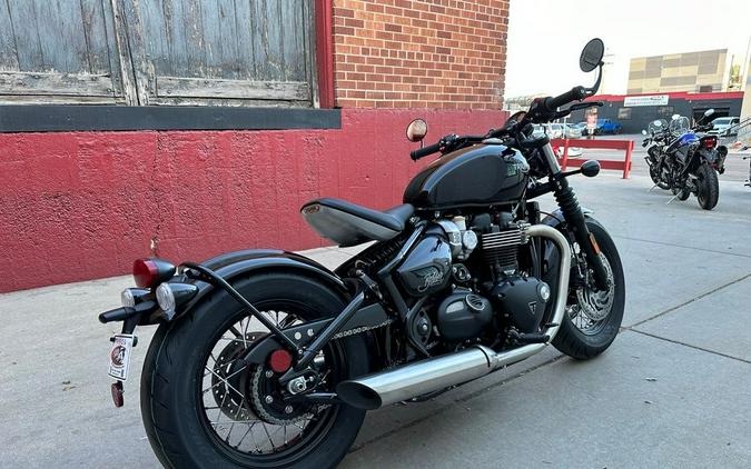 2024 Triumph Bonneville Bobber Jet Black