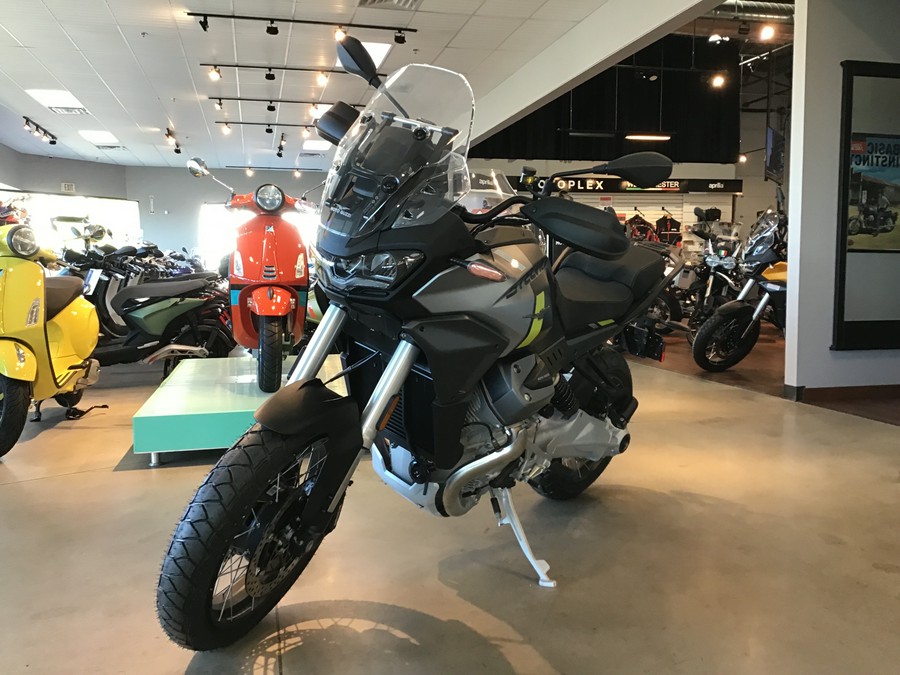 2024 Moto Guzzi Stelvio