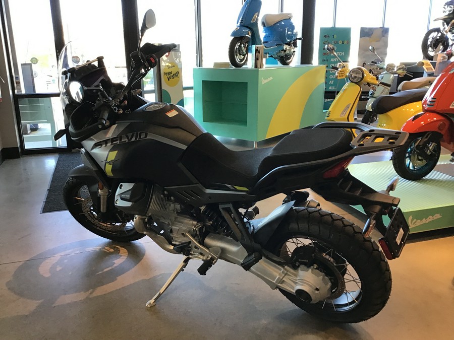 2024 Moto Guzzi Stelvio