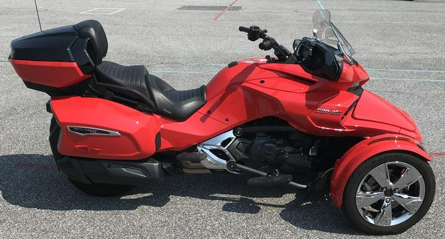 2022 Can-Am® Spyder F3 Limited Chrome Wheels