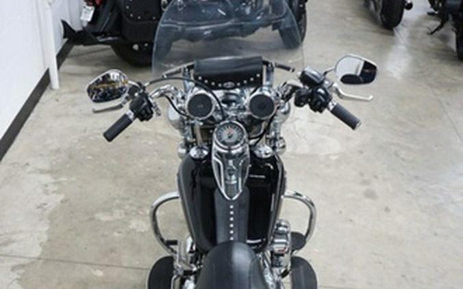 2015 Harley-Davidson Softail FLSTC - Heritage Classic