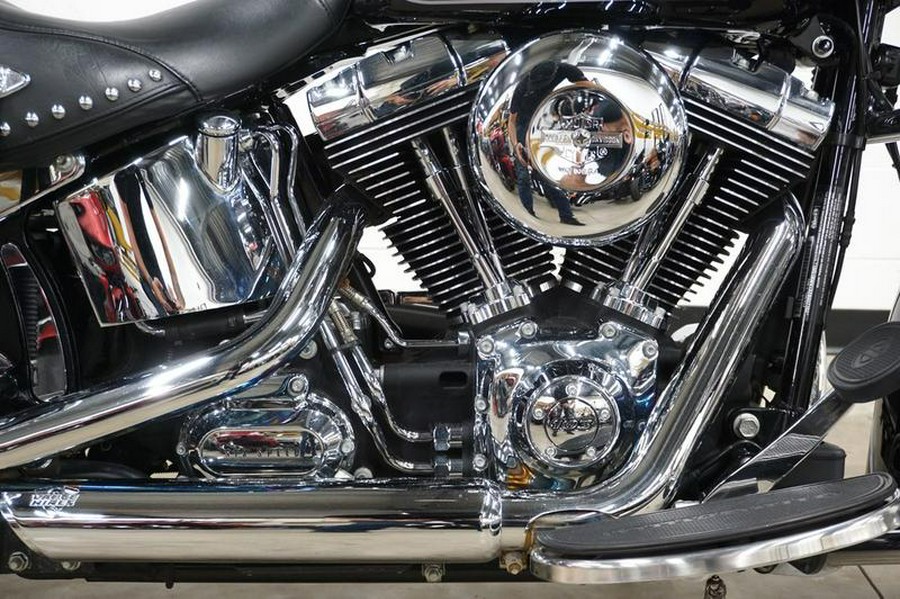 2015 Harley-Davidson® FLSTC - Heritage Softail® Classic