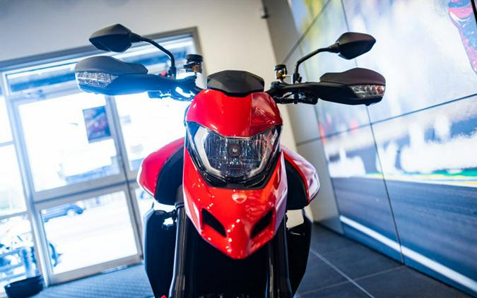 2025 Ducati HYPERMOTARD 950