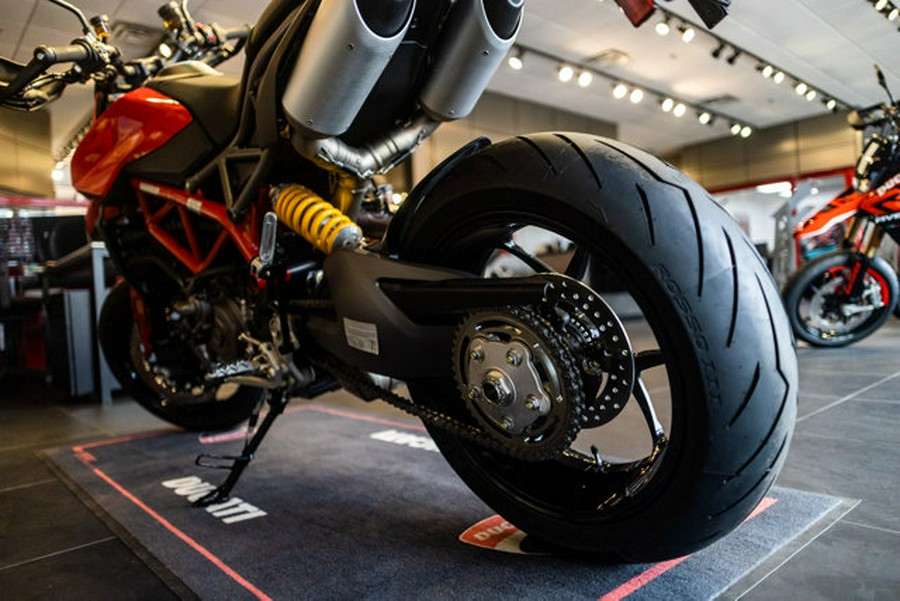 2025 Ducati HYPERMOTARD 950