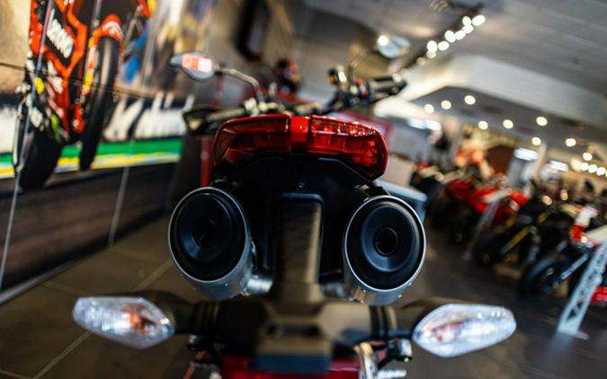 2025 Ducati HYPERMOTARD 950