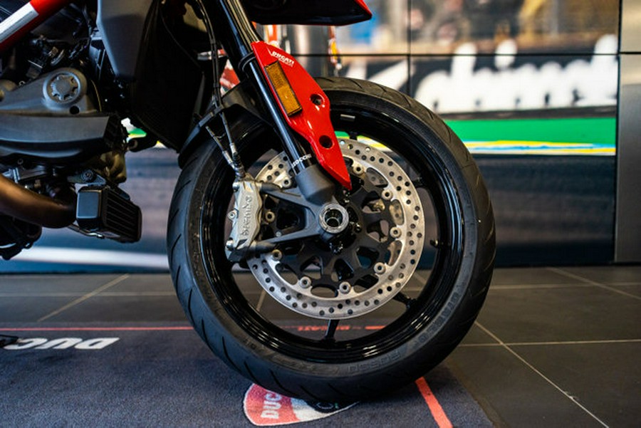 2025 Ducati HYPERMOTARD 950