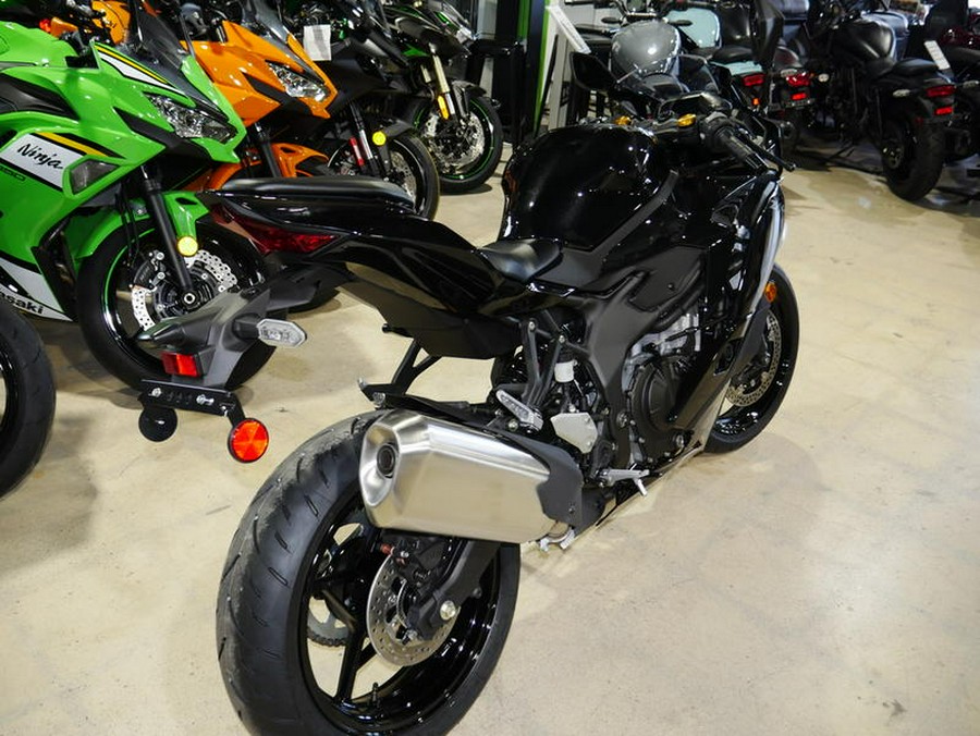 2025 Kawasaki NINJA® ZX™-4R ABS