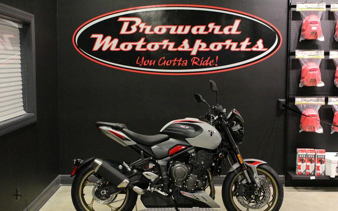 2026 Triumph Trident 800