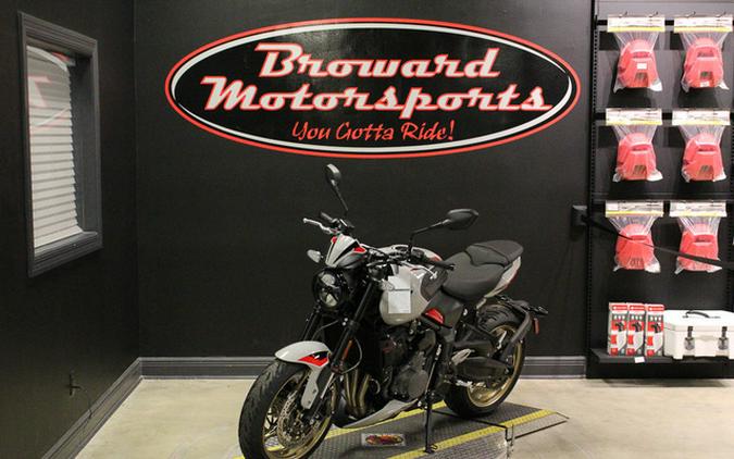 2026 Triumph Trident 800