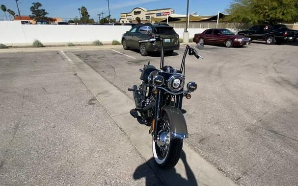 2018 Harley-Davidson Softail Heritage Classic 114 Review — From...