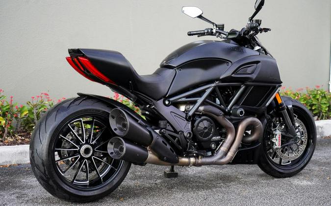 2015 Ducati Diavel Dark
