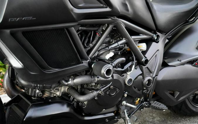 2015 Ducati Diavel Dark