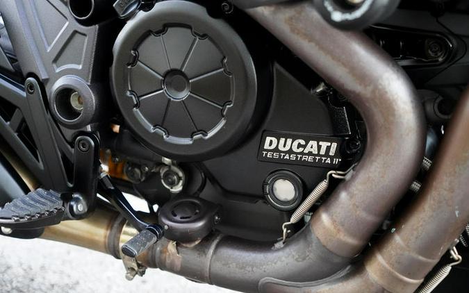 2015 Ducati Diavel Dark