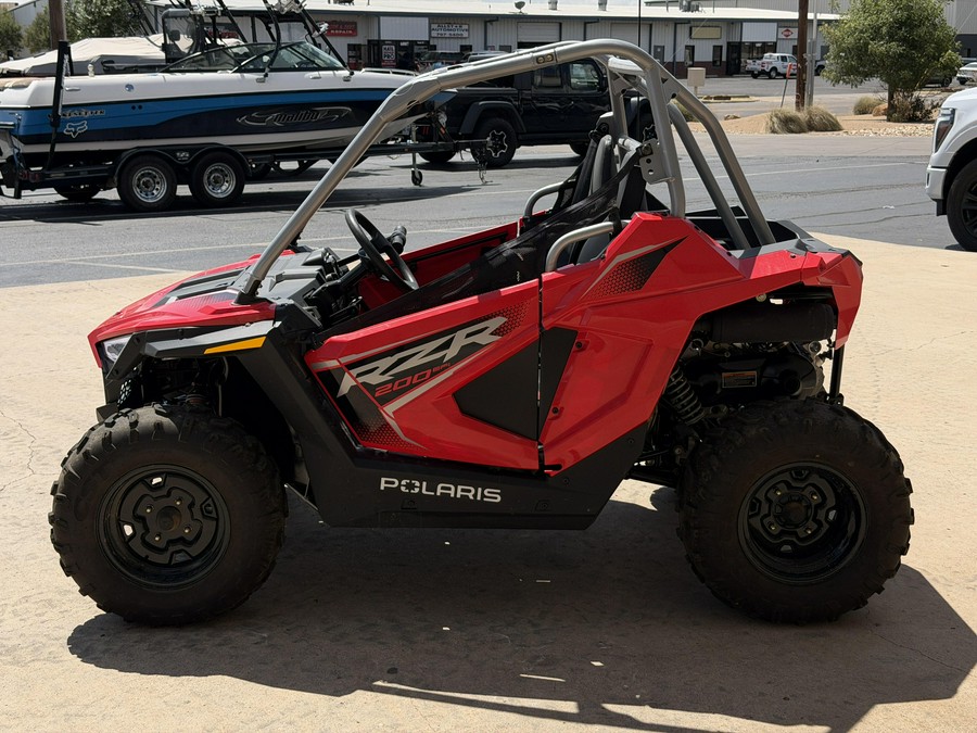 2026 POLARIS RZR 200 EFI INDY RED