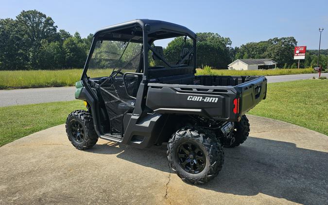 2027 Can-Am Defender DPS HD7