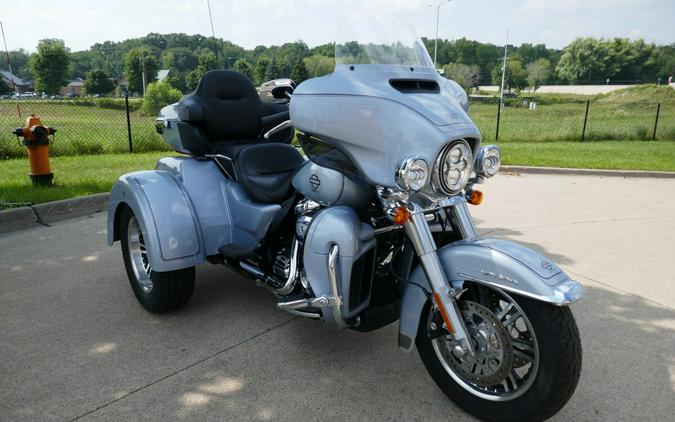 FLHTCUTG 2023 Tri Glide Ultra