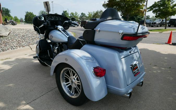 FLHTCUTG 2023 Tri Glide Ultra