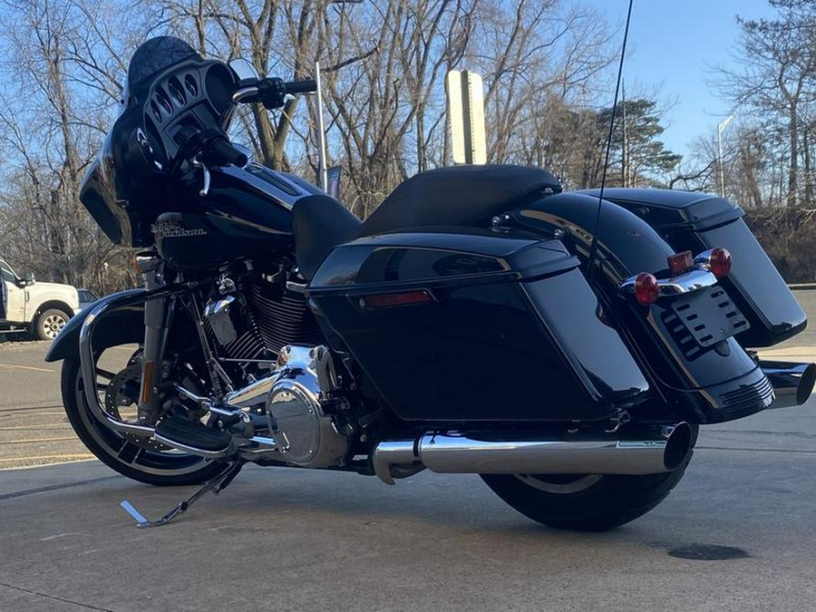 2019 Harley-Davidson® FLHX - Street Glide®