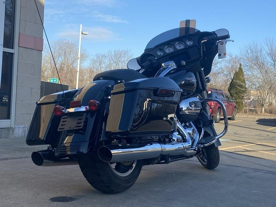 2019 Harley-Davidson® FLHX - Street Glide®