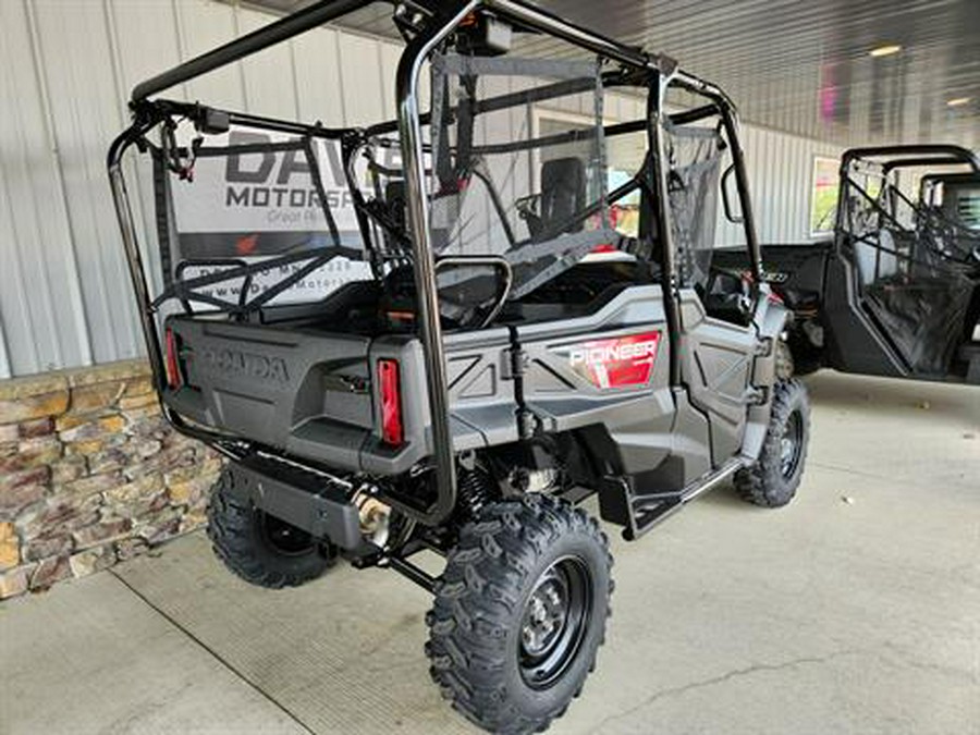 2024 Honda Pioneer 1000-5