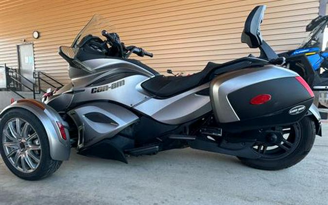 2014 Can-Am Spyder® ST Limited