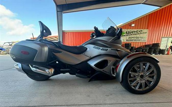 2014 Can-Am Spyder® ST Limited