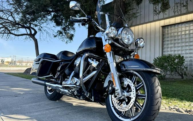 2017 Harley-Davidson® FLHP - Road King® Police