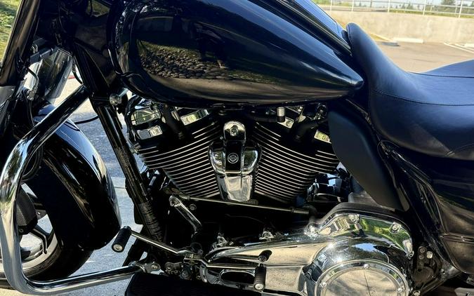 2017 Harley-Davidson® FLHP - Road King® Police