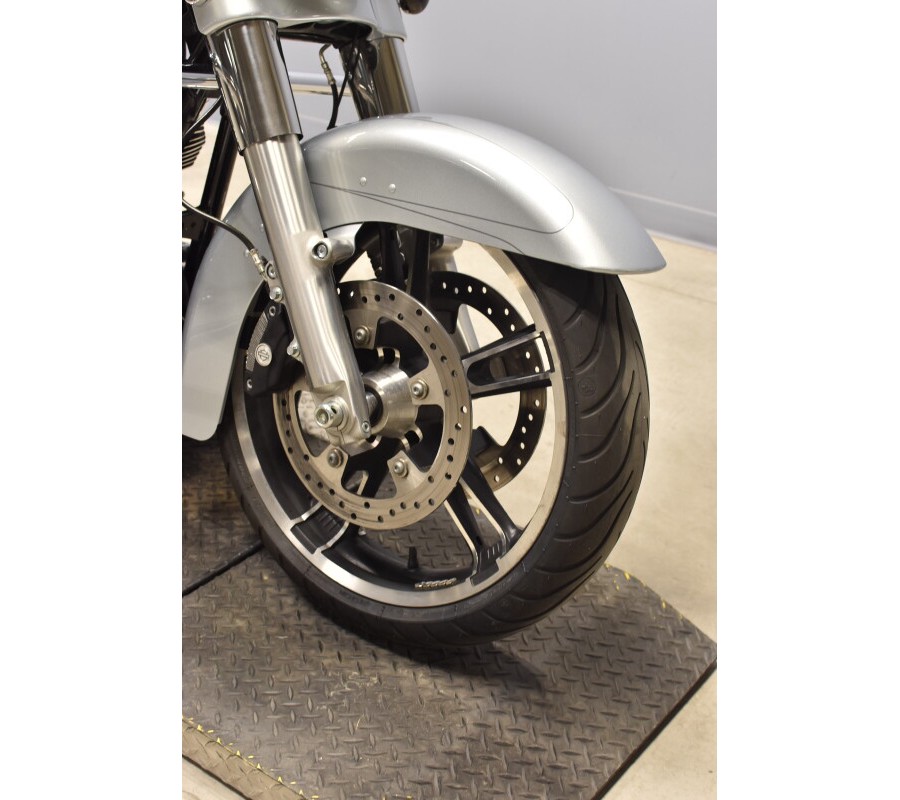 2015 Harley-Davidson Street Glide Special FLHXS