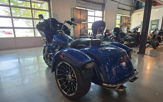FLTRT 2025 Road Glide® 3