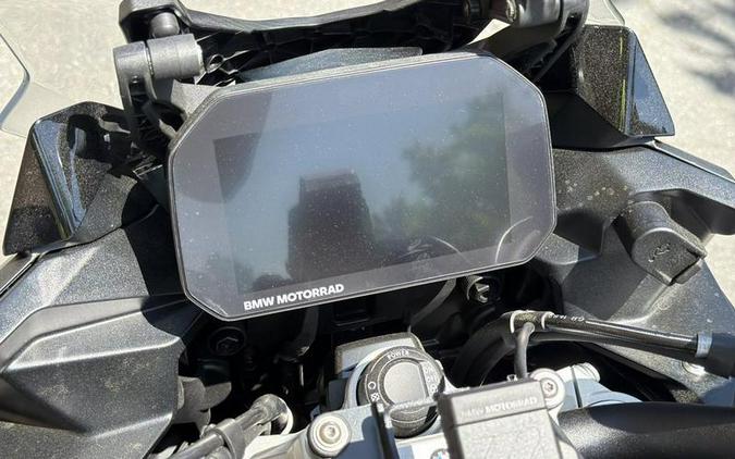 2026 BMW F 900 XR Triple Black