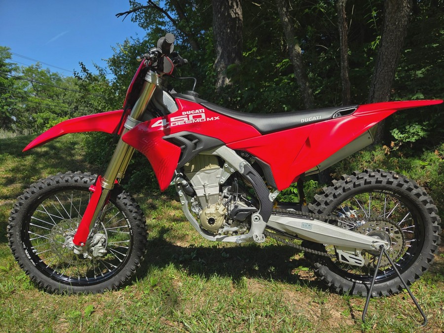 2026 DUCATI DESMO450 MX