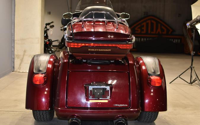 2016 Harley-Davidson Tri Glide Ultra FLHTCUTG
