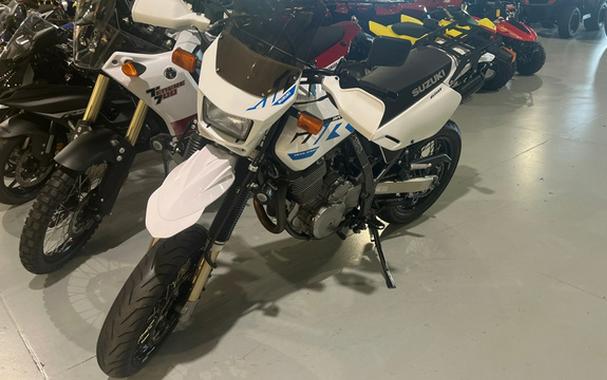 2023 Suzuki DR 650S